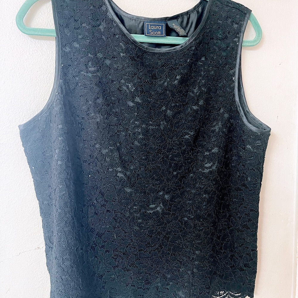 Laura Scott Black Lace Sleeveless Top